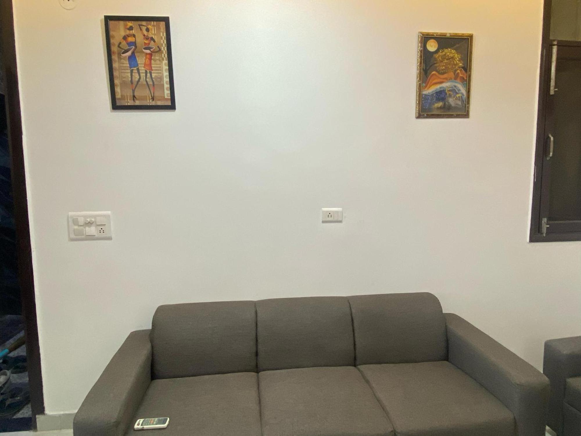 Apartment 2bhk In Dwarka *