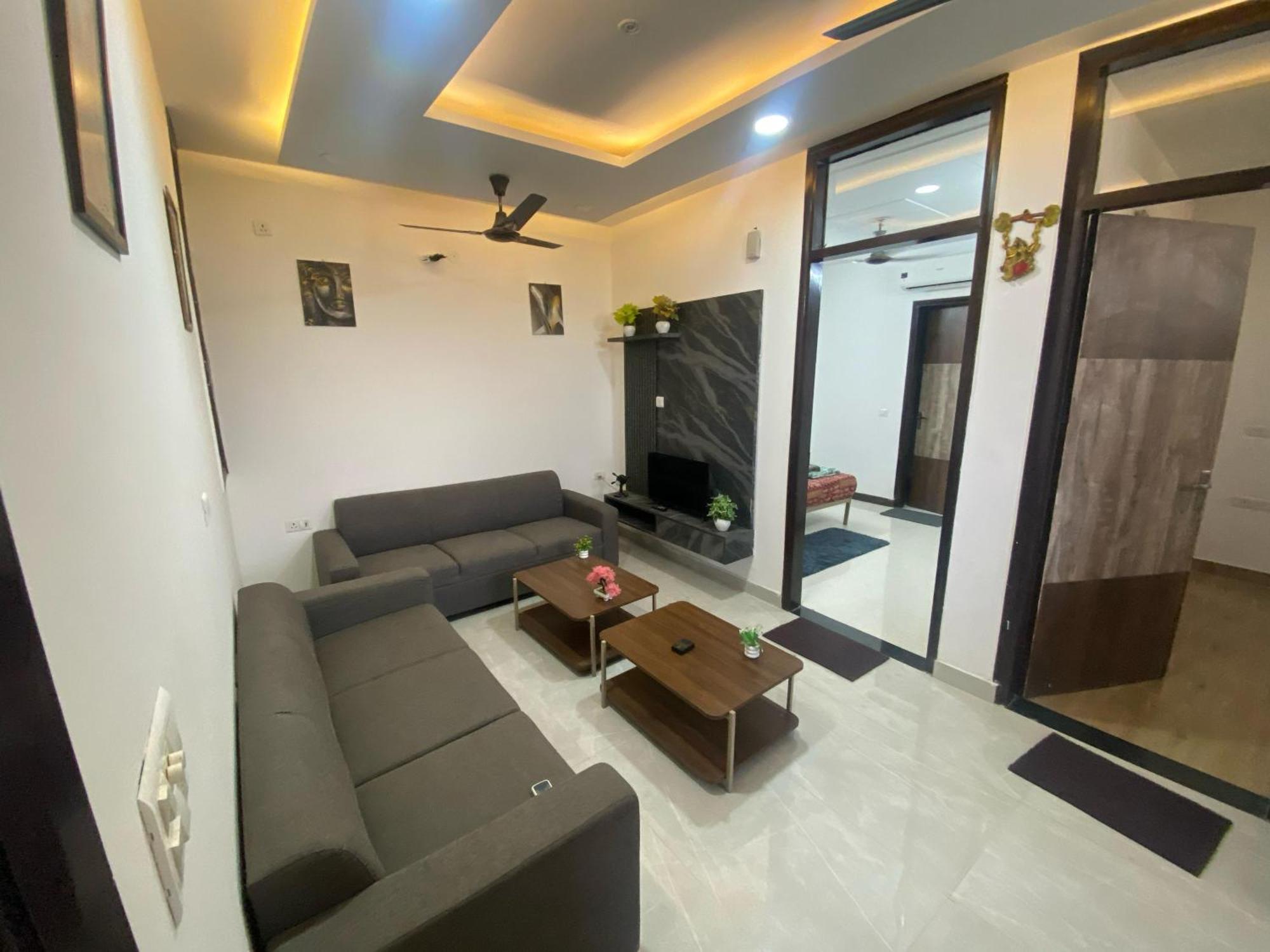 Apartment 2bhk In Dwarka New Delhi