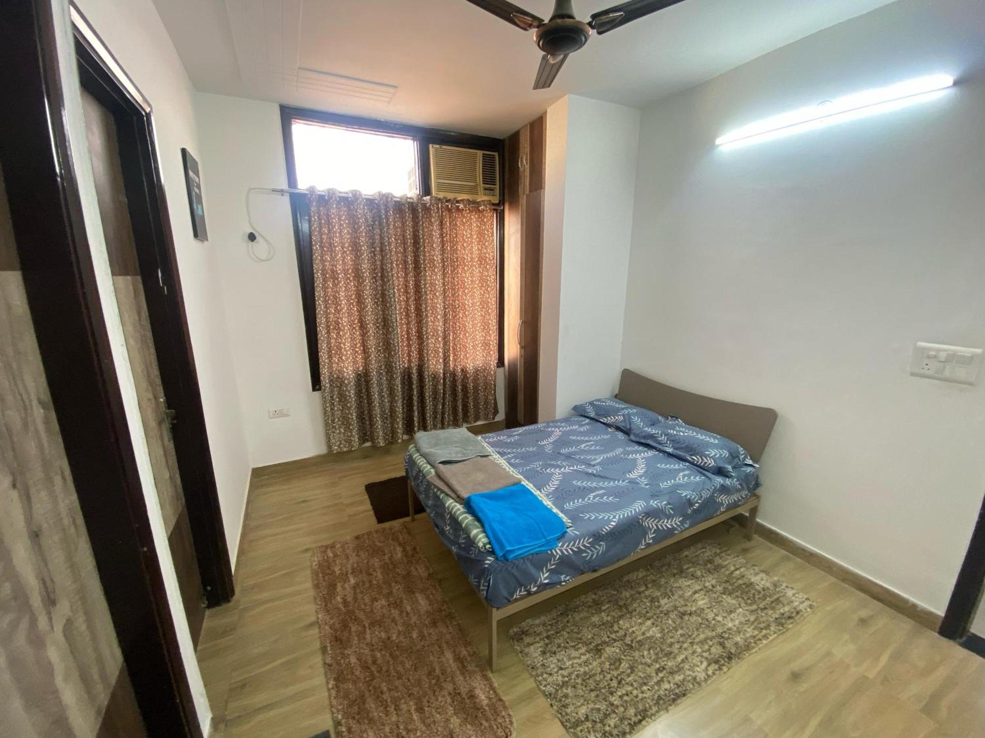 2bhk In Dwarka * New Delhi